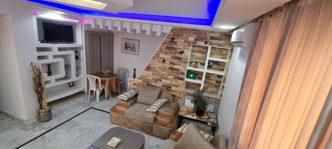 L'Andalousia "10 Minutes From Airport" Villa อาริอานา ภายนอก รูปภาพ
